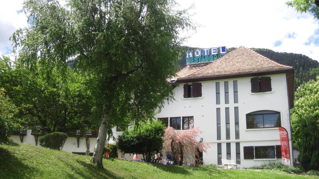 Hotel Restaurant Le Traineau Clelles ภายนอก รูปภาพ