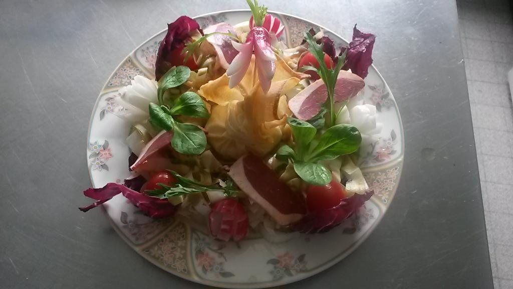 Hotel Restaurant Le Traineau Clelles ภายนอก รูปภาพ