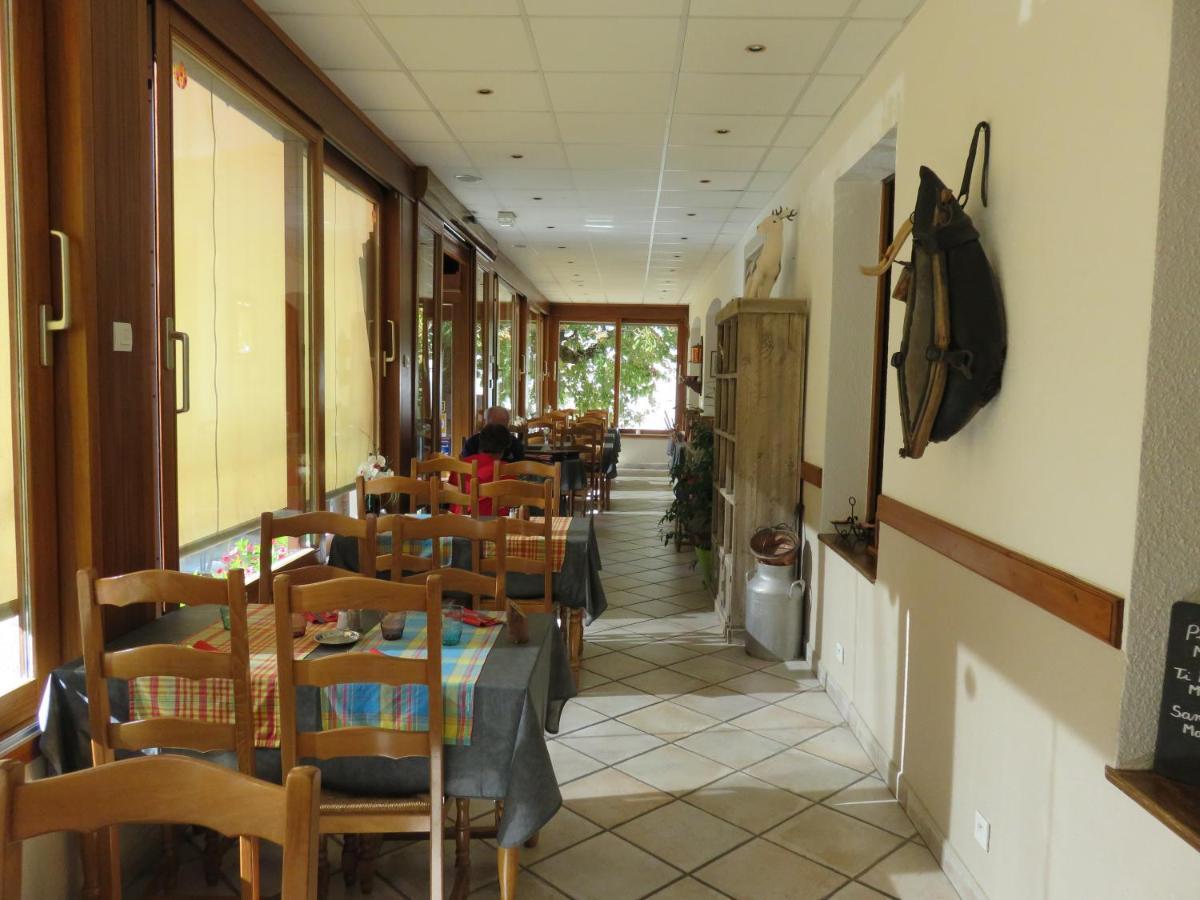 Hotel Restaurant Le Traineau Clelles ภายนอก รูปภาพ