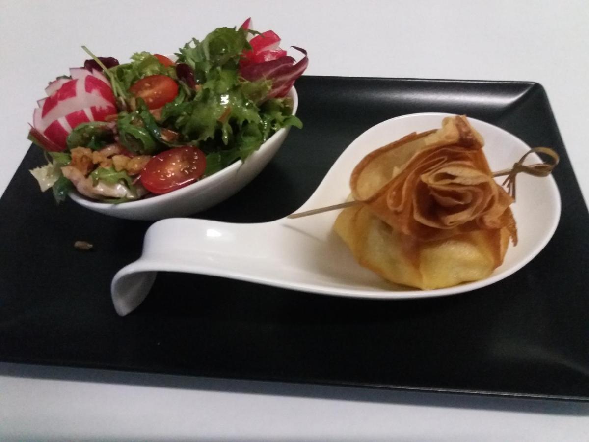 Hotel Restaurant Le Traineau Clelles ภายนอก รูปภาพ
