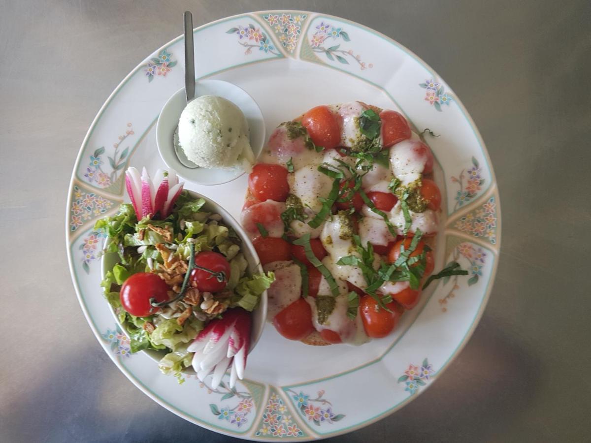 Hotel Restaurant Le Traineau Clelles ภายนอก รูปภาพ
